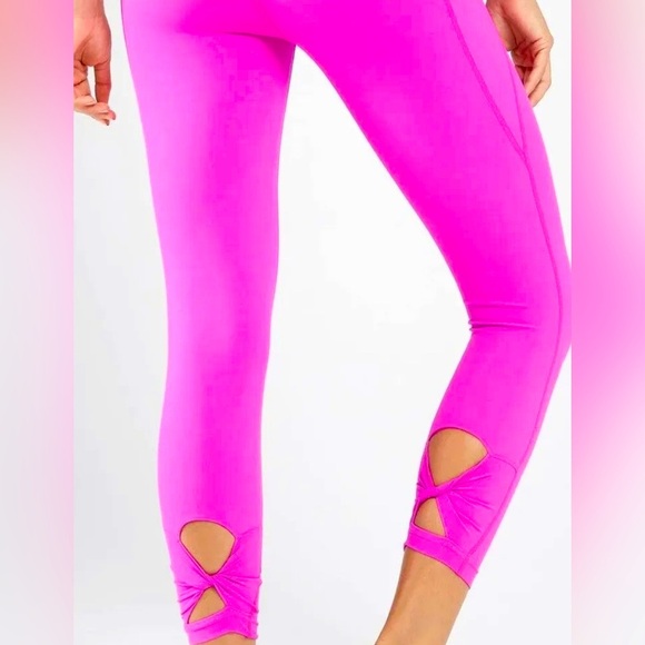 Free People Movement Solid Wave Rider Legging Living Magenta Size LARGE. EUC - Picture 2 of 9